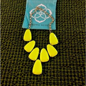 Vintage Kendra Scott statement necklace. Neon Yellow Harlow. Discontinued.